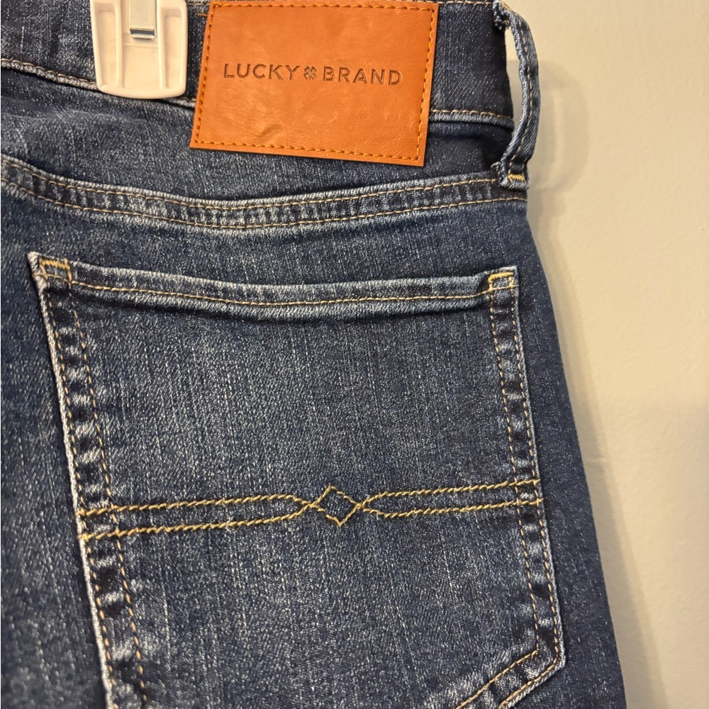 Lucky Brand Women's Sweet Midrise Flare Jeans - 6/28 - NWT - Picture 7 of 9